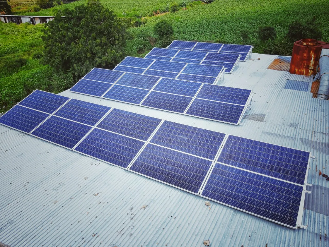 Are Commercial Solar Panels Worth It for Maharashtra Businesses